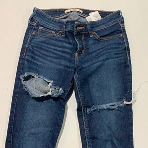 Hollister Deep Blue Jeans Ripped